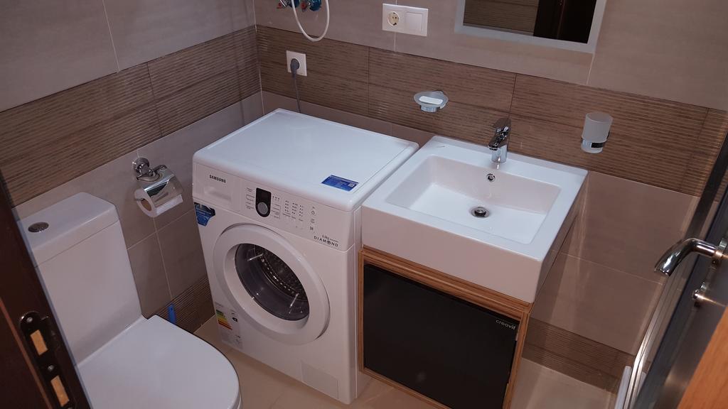 Mimino Apartment Deluxe First Line Batumi Bilik gambar